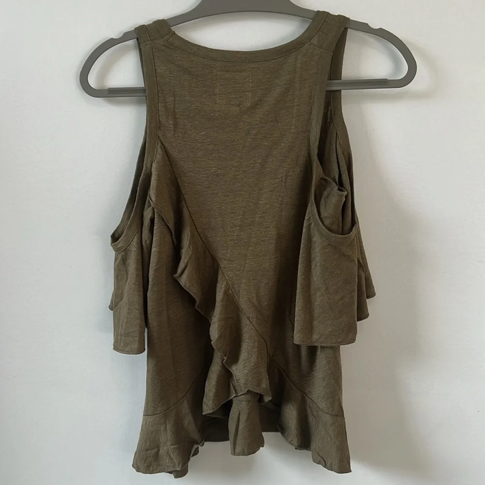 Chaser flutter sleeve